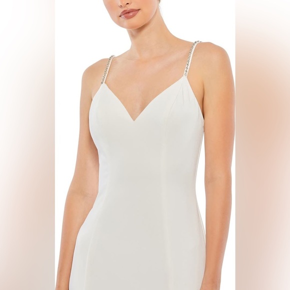 NWT Mac Duggal Crystal Embellished Strap Gown NWT size 4 White - Picture 11 of 11